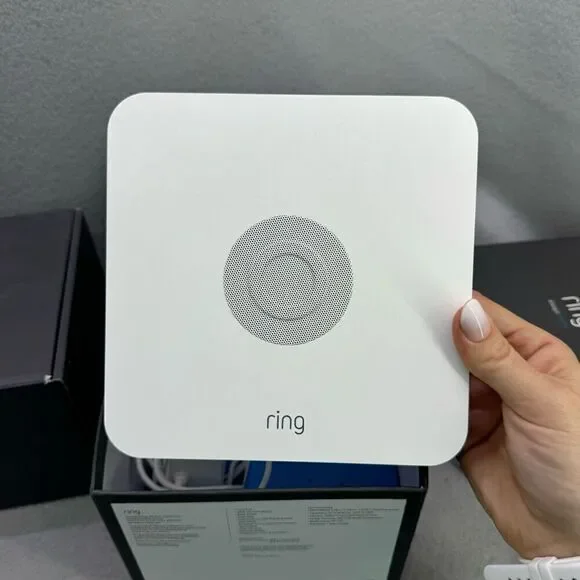 Ring Security System Bundle Motion Detector Solar Panel Install Acessories + Mor - Picture 8 of 15